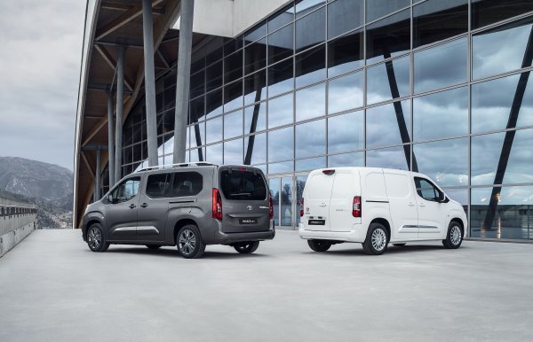 Toyota ProAce City Verso i Van