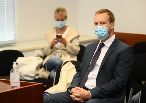 Nastavljeno suđenje Sandri Zeljko i Tomislavu Sauchi