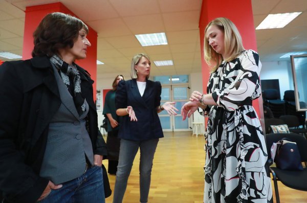 Mirela Ahmetović s novinarkama