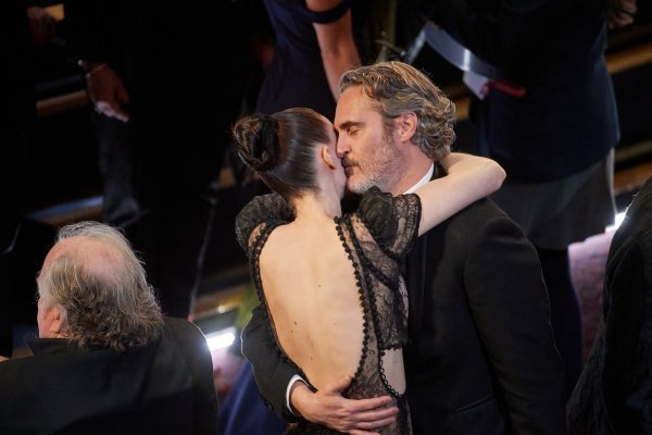 Joaquin Phoenix i Rooney Mara