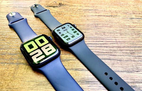 Apple Watch Series 6, aluminij (44 mm) i Apple Watch SE, aluminij (40 mm)