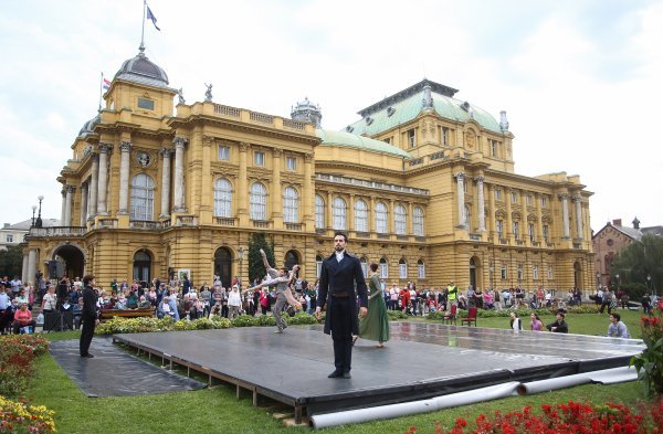 Dan otvorenog trga u organizaciji Hrvatskog narodnog kazališta