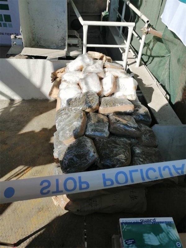 Spaljivanje droge u Našicama