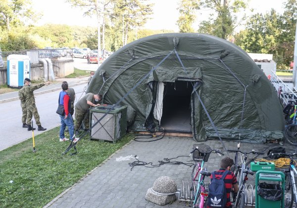 Hrvatska vojska postavila šatore ispred Rebra