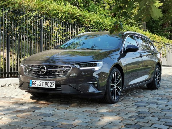 Opel Insignia Sports Tourer Business Elegance F 2.0 DVH S/S (174 KS) AT8 diesel