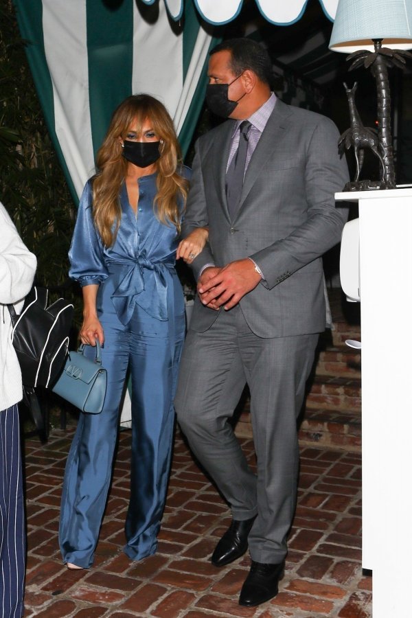 Jennifer Lopez i Alex Rodriguez na romantičnoj večeri