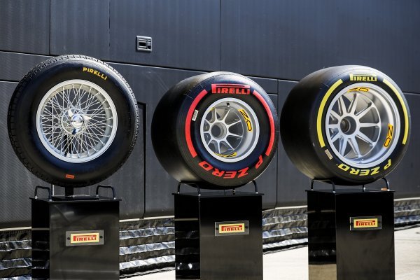 Pirelli - je od 2011. jedini dobavljač guma za Formulu 1