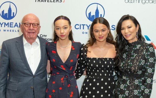 Rupert Murdoch s trećom suprugom Wendi Deng i kćerima Grace i Chloe Murdoch
