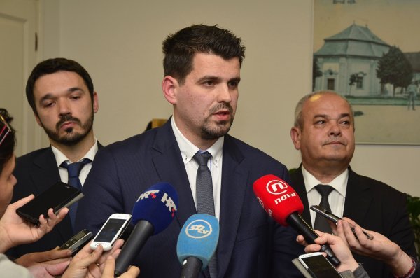 Ante Čikotić bio je zaštitno lice Vlade u pitanjima enegetike