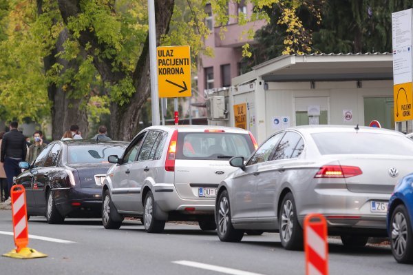 Velika gužva za testiranje na koronavirus u Zagrebu