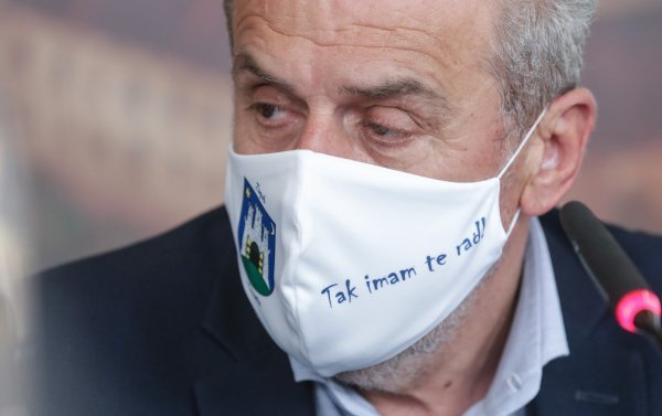 Gradonačelnik Milan Bandić sastao se s predstavnicima udruženja ugostitelja