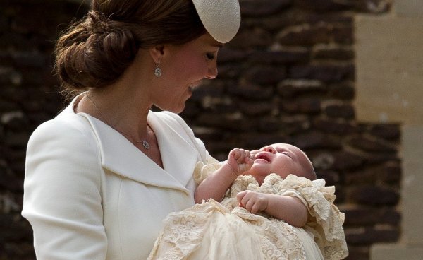 Kate Middleton i obitelj na krštenju princeze Charlotte  (1)