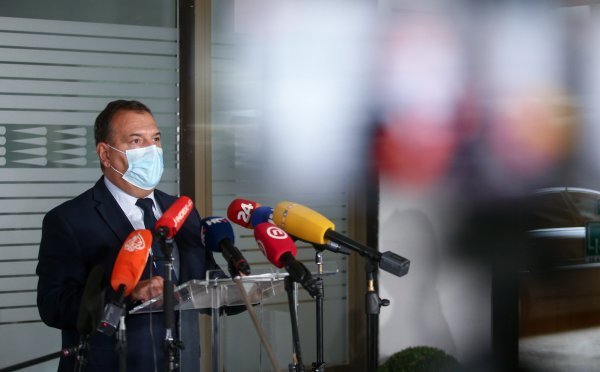 Vili Beroš na konferencije za medije