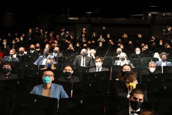 Simbolično izdanje festivala u Cannesu