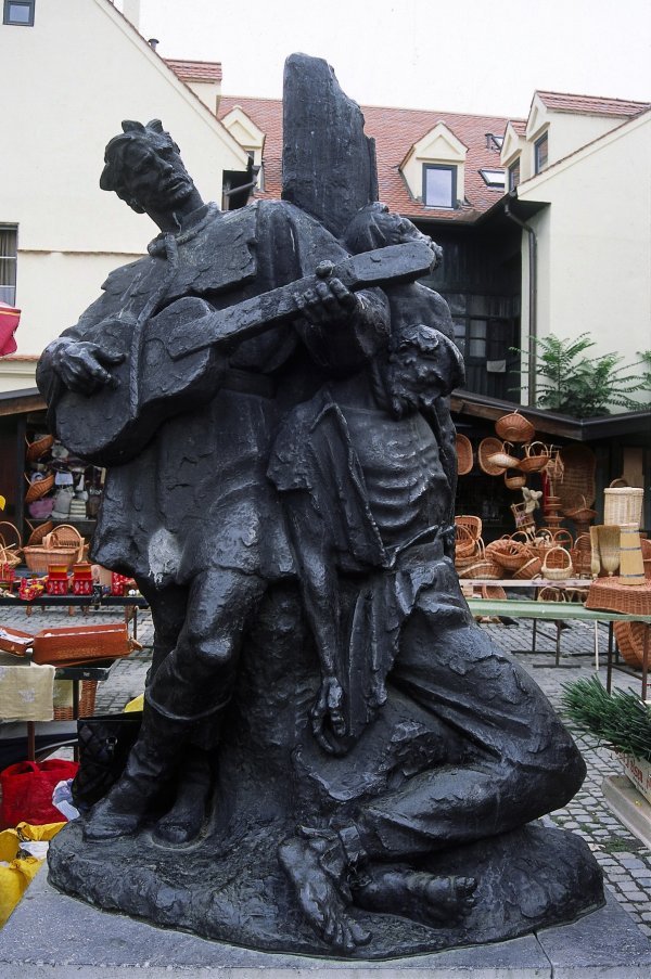 Spomenik Petrice Kerempuha u Zagrebu