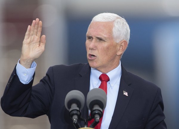 Potpredsjednik SAD-a Mike Pence ujedno je i formalni predsjednik Senata