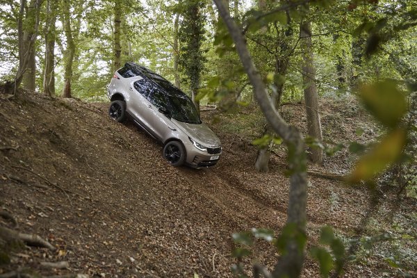 Novi Land Rover Discovery