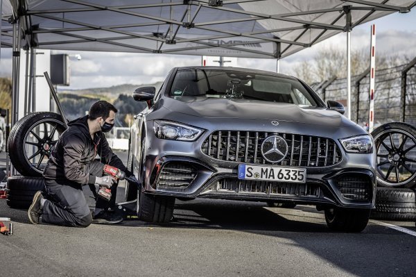 Mercedes-AMG GT 63 S 4MATIC+ je koristio gume Michelin Pilot Sport Cup2 za rušenje rekorda kruga