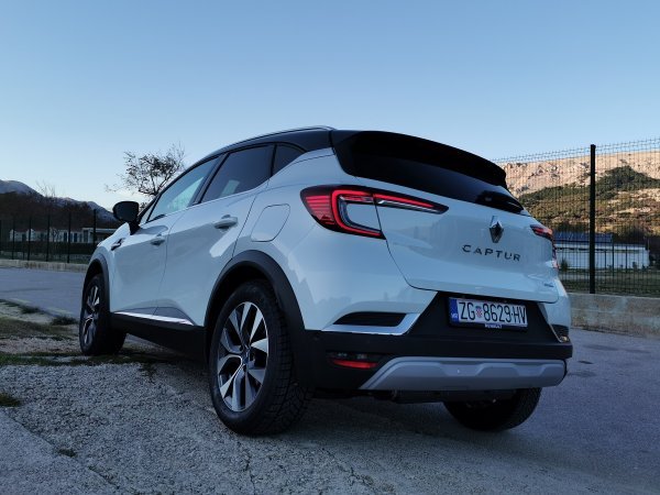 Renault Captur Intens E-Tech 160