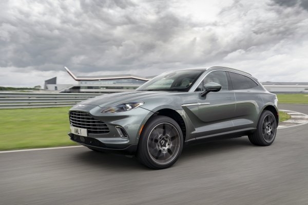 Aston Martin DBX