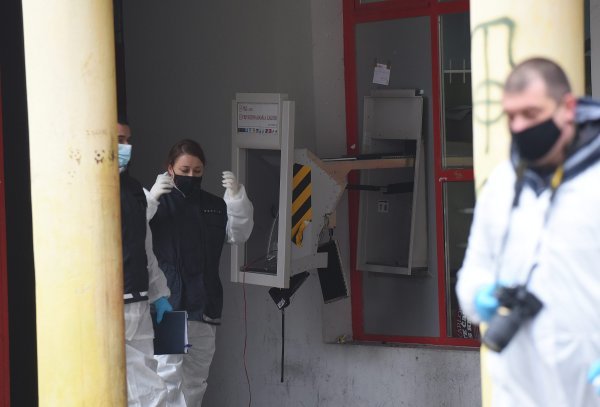 Raznesen bankomat u Karlovcu