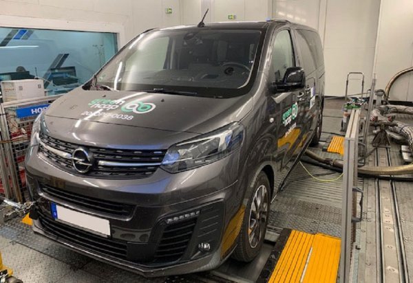 Opel Zafira Life S 2.0 diesel 4x2 automatic (2020.)