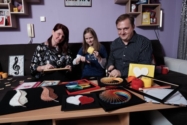 String art obitelji Komesarović