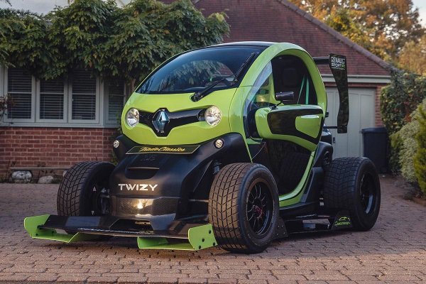 Renault F1 Twizy Sport by Oakley Design