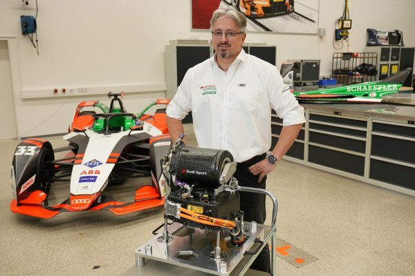 Stefan Aicher (voditelj razvoja e-pogona u Audi Sportu), Audi MGU05