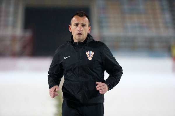 Ivan Bebek zagrijava se uoči utakmice Gorica - Slaven Belupo