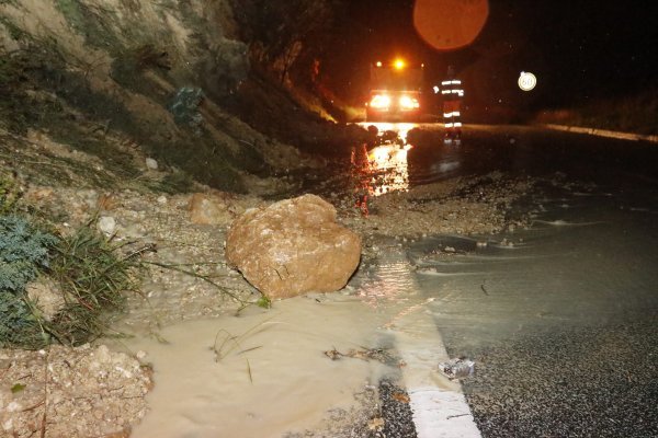 Brojni odroni na makarskom području