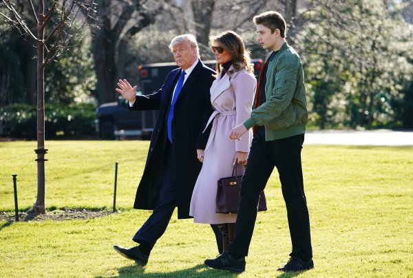 Donald i Melania Trump sa sinom Baronom