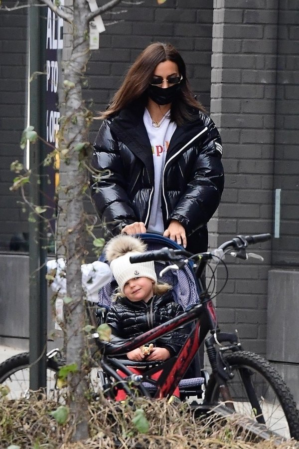 Irina Shayk sa kćerkicom