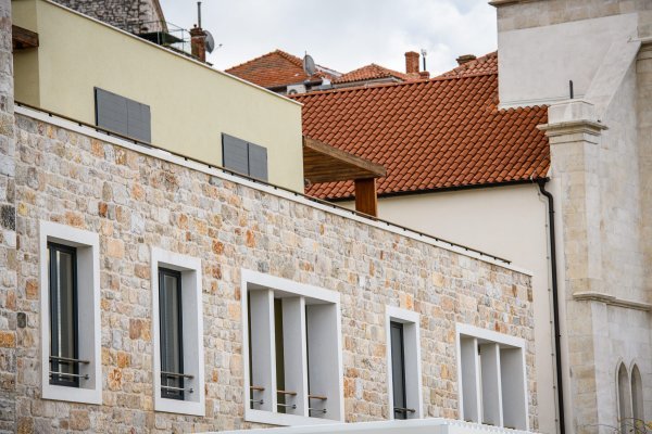 Zgrada na bivšoj Peškariji