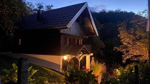 Holiday Home Emotion