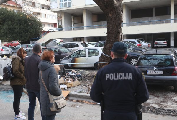 U Splitu gorjeli kontejneri i automobili