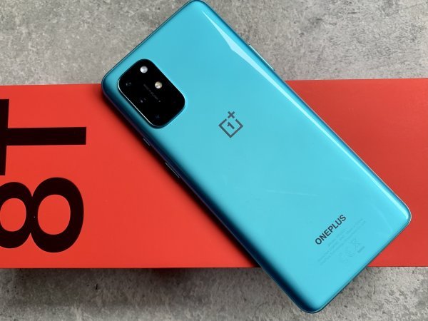 OnePlus 8T slike uređaja