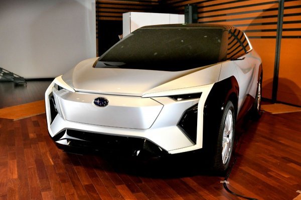 Subaruov prvi potpuno eleketrični SUV bi se mogao zvati Evoltis, a dizajn bi mogao imati dosta zajedničkog sa studijom EV crossovera iz siječnja 2020.