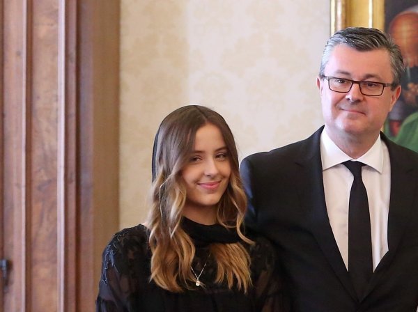 Ella s tatom Tihomirom Oreškovićem u Vatikanu prije četiri godine 