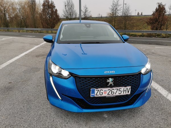 Peugeot e-208 50 kWh 136 e-Allure