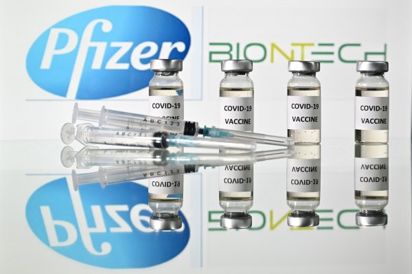 Većinu sastojaka Pfizerovog cjepiva čine  'lipidi i soli i šećer i stvari koje su malo vjerojatni alergeni'