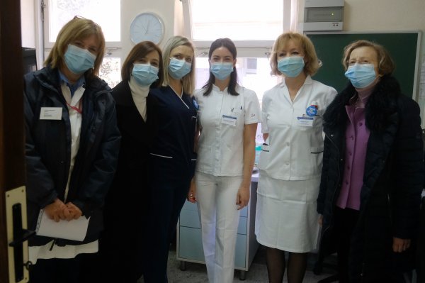 Cijepljenje zdravstvenih djelatnika u bolnici Dr. Fran Mihaljević