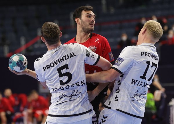 Kiel - Veszprem