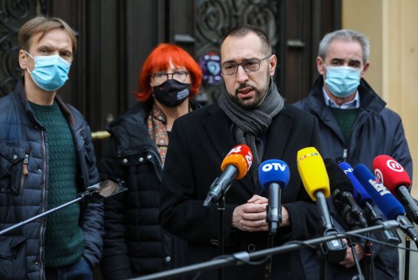 Lokalni će izbori biti krajnje uzbudljivi u barem tri od četiri najmnogoljudnija grada u zemlji, uz ponajveće uloge u aferama opterećenoj metropoli, gdje je u utrci i Tomislav Tomašević iz platforme Možemo!