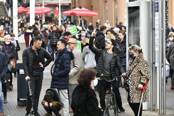 Ulice grada nakon potresa čiji je epicentar bio u Petrinji