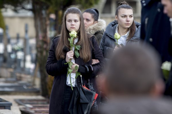 Posušje: Posljednji ispraćaj Mirele Rezo na groblju Martica Križ