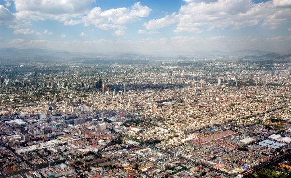 U posljednjih šest desetljeća Mexico City potonuo je gotovo deset metara