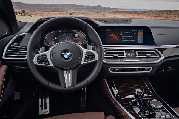 BMW-ov operativni sustav 7.0 - telefonski poziv (09.2018.)