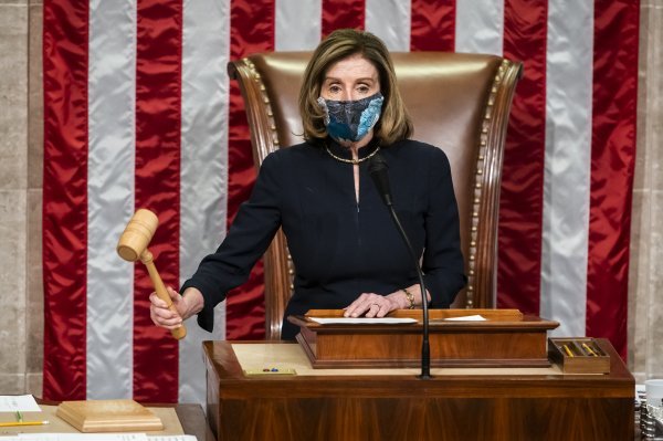 Nancy Pelosi službeno je objavila da je Zastupnički dom po drugi put opozvao Donalda Trumpa