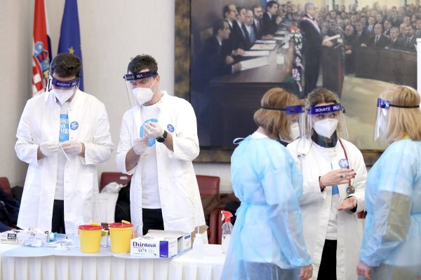 Saborski zastupnici cijepili se protiv covida-19